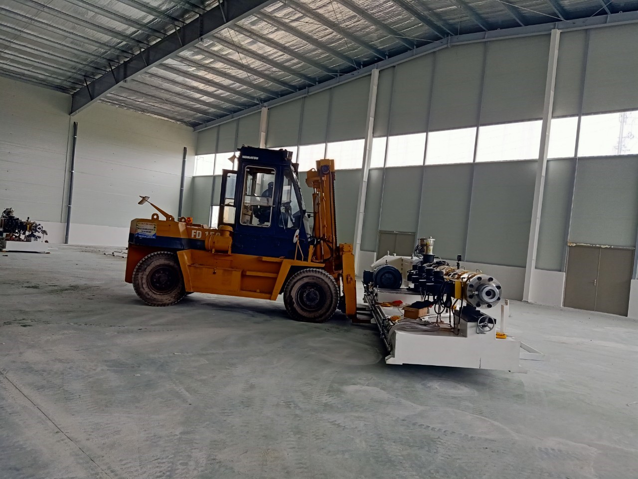 MÁY KCN QUANG CHÂU